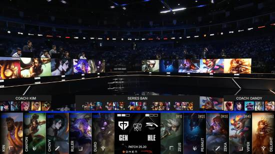 资讯最爱的M4皮肤，枫叶皮肤。手感真不错